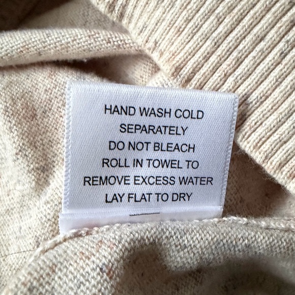 ModCloth Tomato Cardigan - Picture 7 of 7